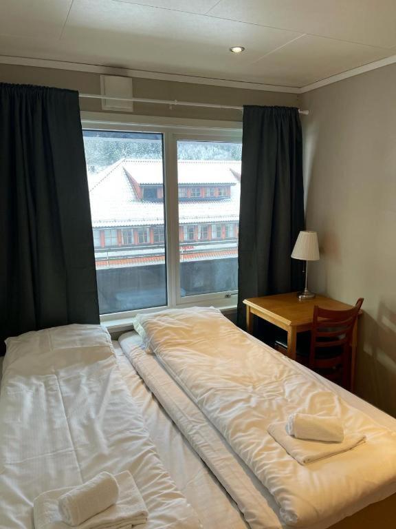Stryn Kaffebar & Vertshus Dış mekan fotoğraf