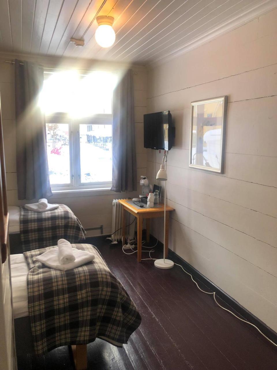 Stryn Kaffebar & Vertshus Dış mekan fotoğraf