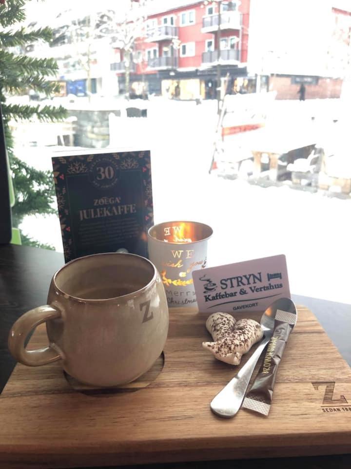 Stryn Kaffebar & Vertshus Dış mekan fotoğraf